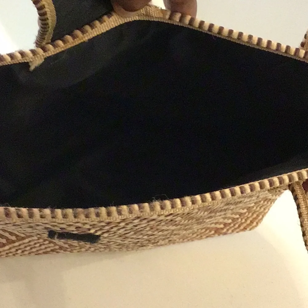 Straw Tote Bag - Picture 4 of 7